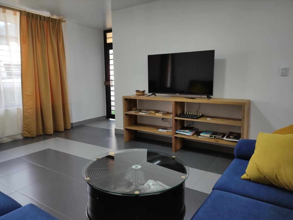 Elegante Apartamento Con Vistas Al Volcan Tungurahua Baños Exterior foto