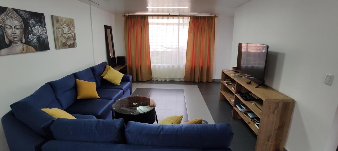 Elegante Apartamento Con Vistas Al Volcan Tungurahua Baños Exterior foto