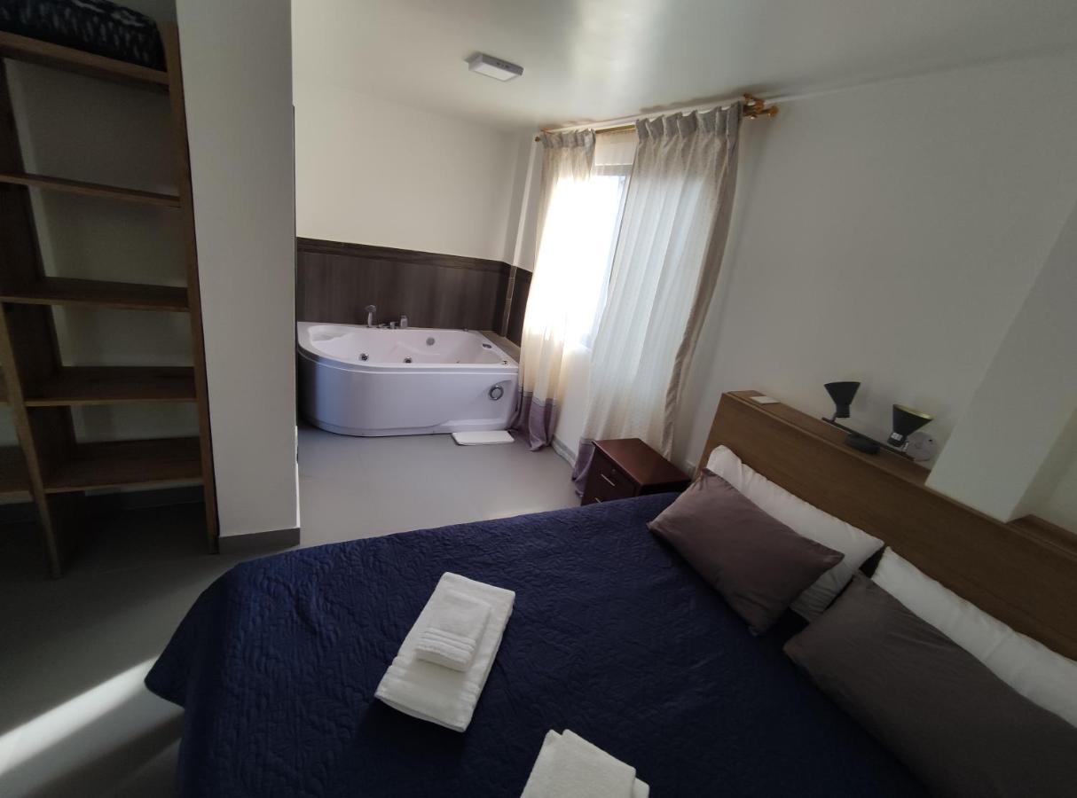 Elegante Apartamento Con Vistas Al Volcan Tungurahua Baños Exterior foto