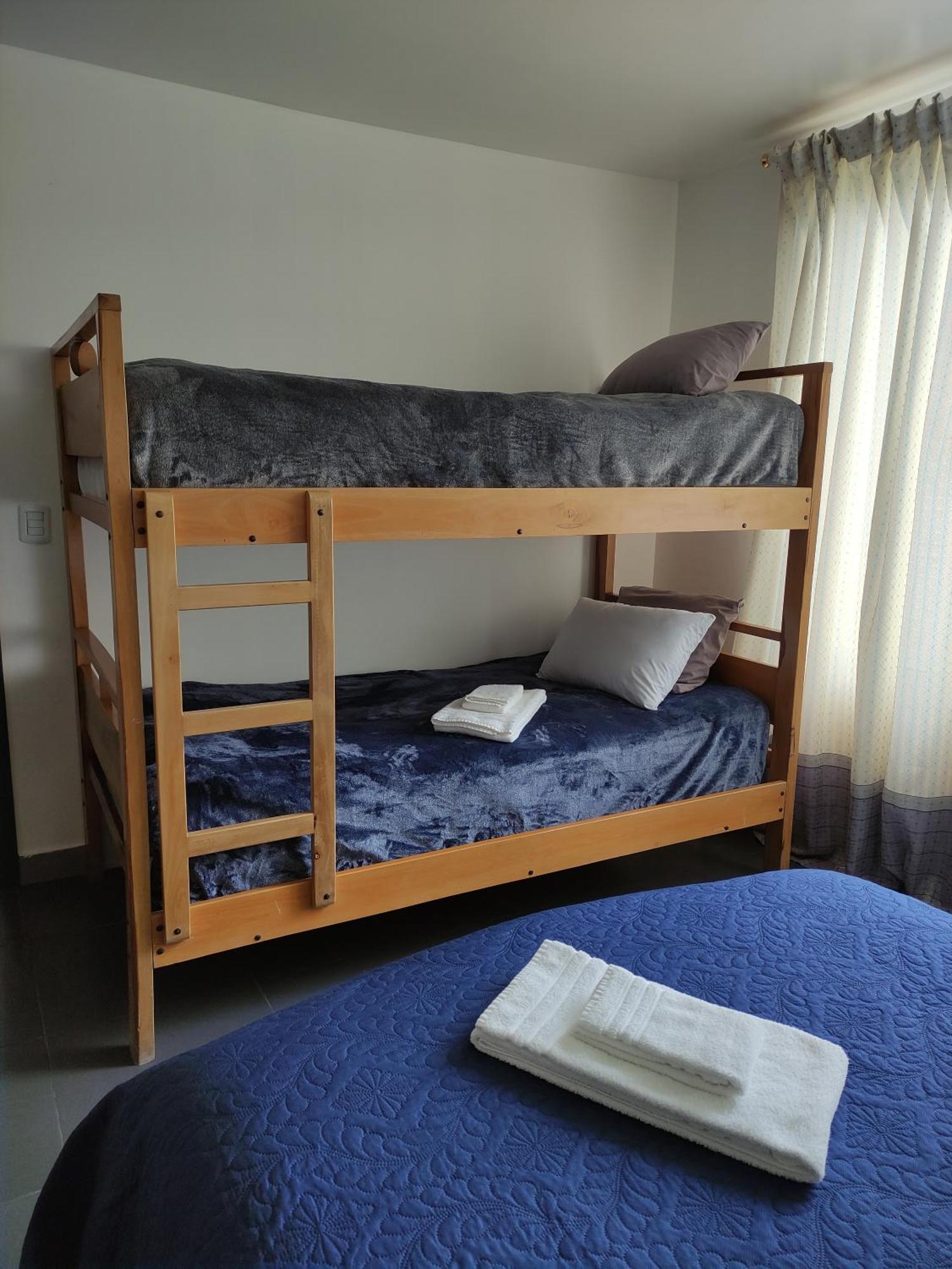 Elegante Apartamento Con Vistas Al Volcan Tungurahua Baños Zimmer foto